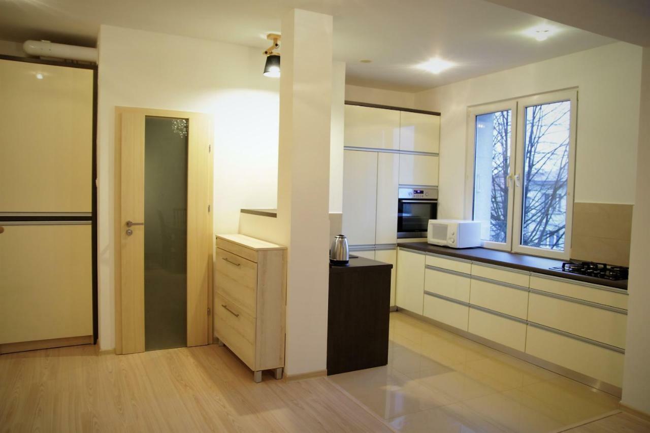 Apartament Aesthetic Tychy Bagian luar foto
