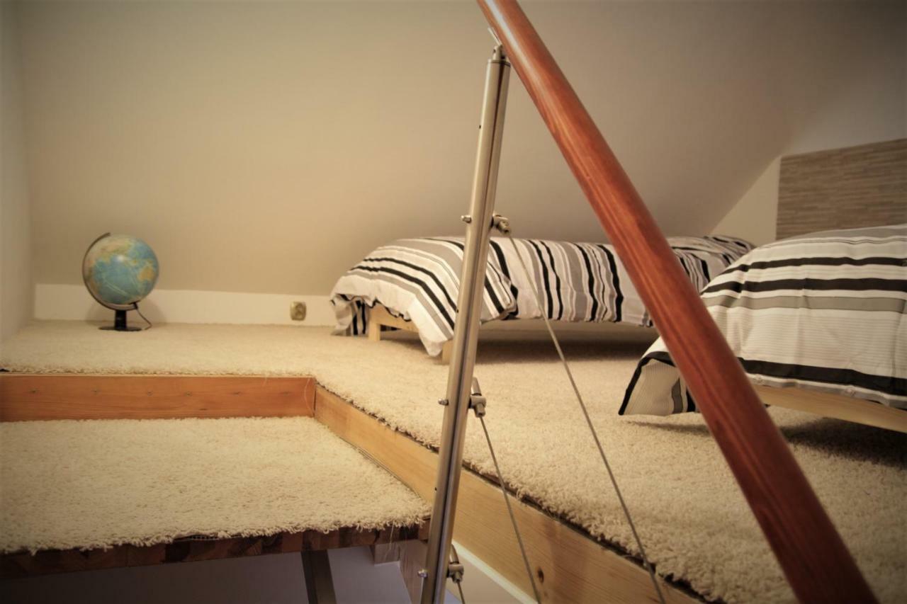 Apartament Aesthetic Tychy Bagian luar foto