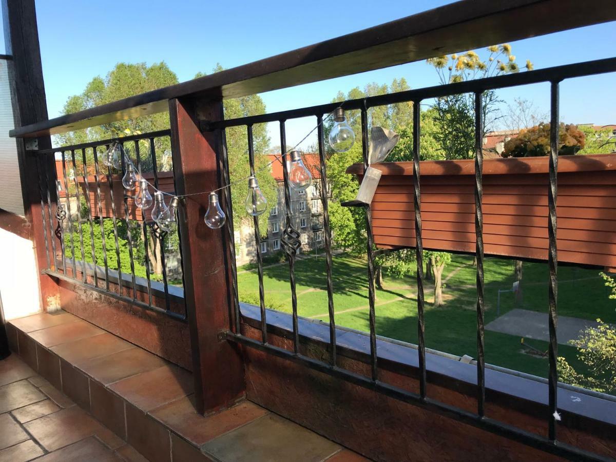 Apartament Aesthetic Tychy Bagian luar foto